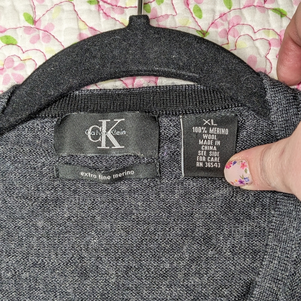 Calvin Klein Merino Wool V-Neck Pullover Sweater